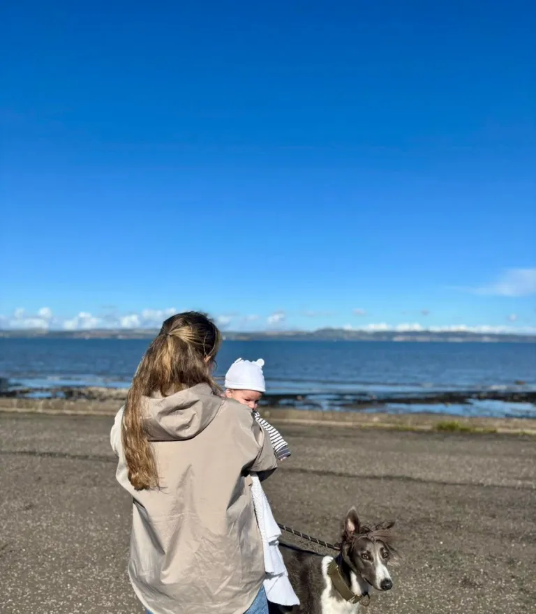 A perfect Sunday for Tina: beach walks, coffee, pastries, and family time.